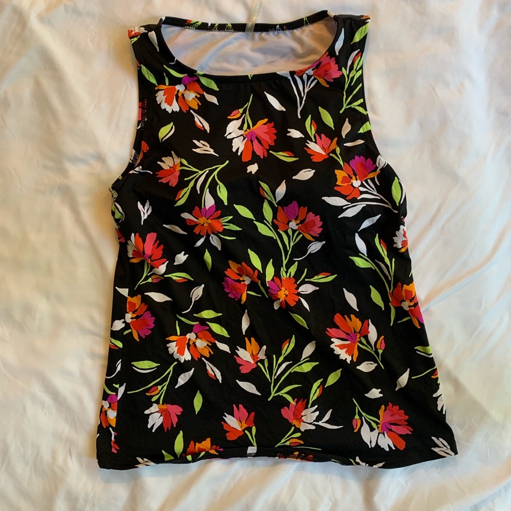 Lands’ End High-neck Tankini Top
